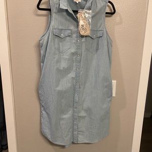 Levi’s Light wash sleeveless dress